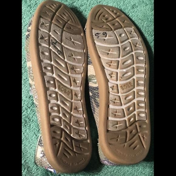 Skechers BOBs Pillow Arch Slip-On Flat Cameo Green  Size 7 S/N 39591 - Picture 7 of 8